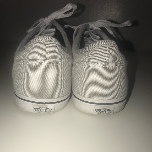 Authentic Vans - Picture 3 of 4